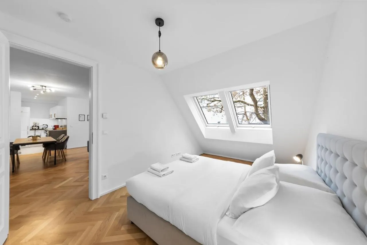 Vienna Chic Residences #13 * Brand New * 0*,